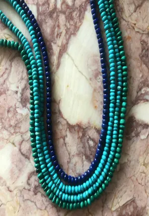 beaded mini turquoise necklace