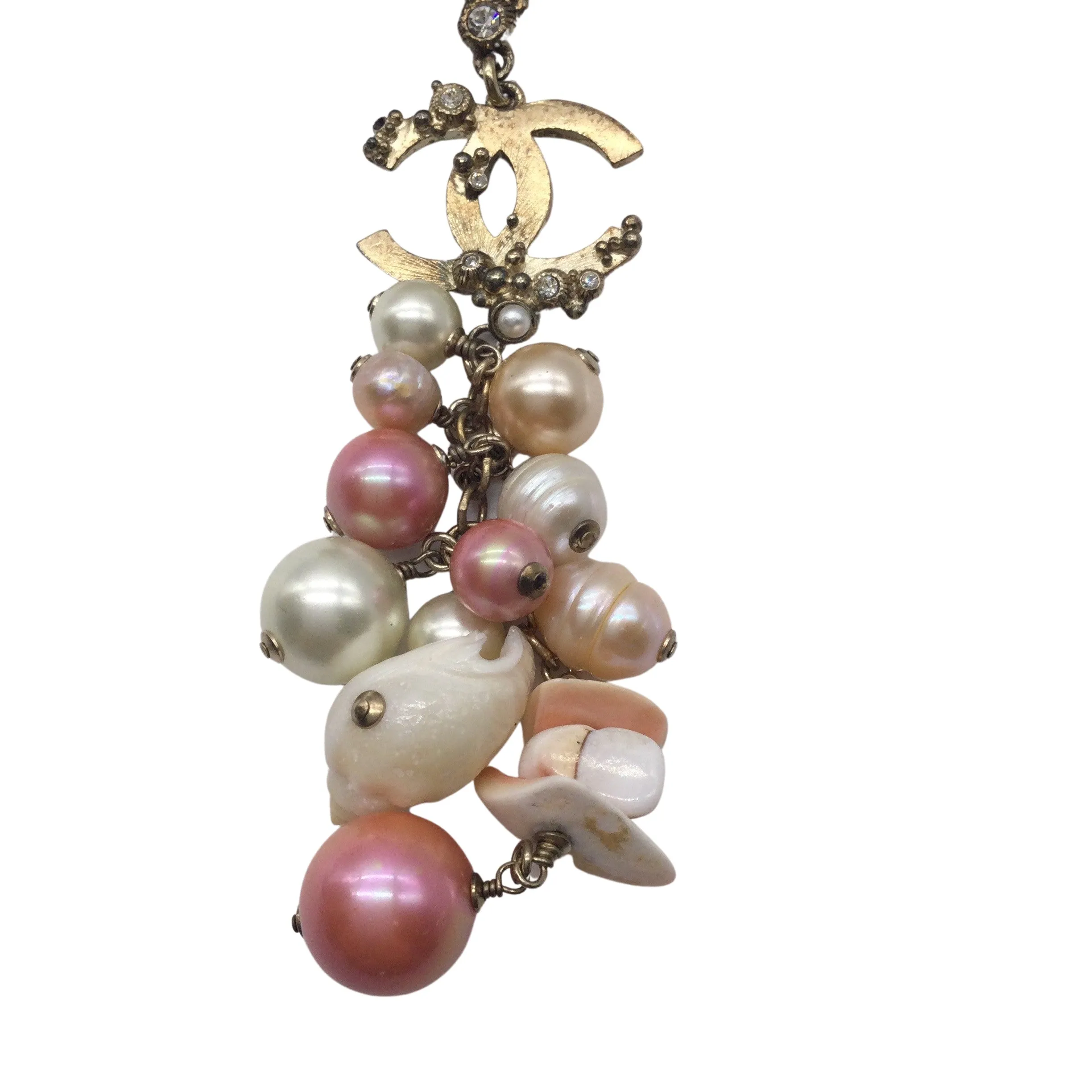 Chanel Pink / Ecru Cc Logo Seashell Pendant Crystal Embellished Imitation Pearl Long Necklace