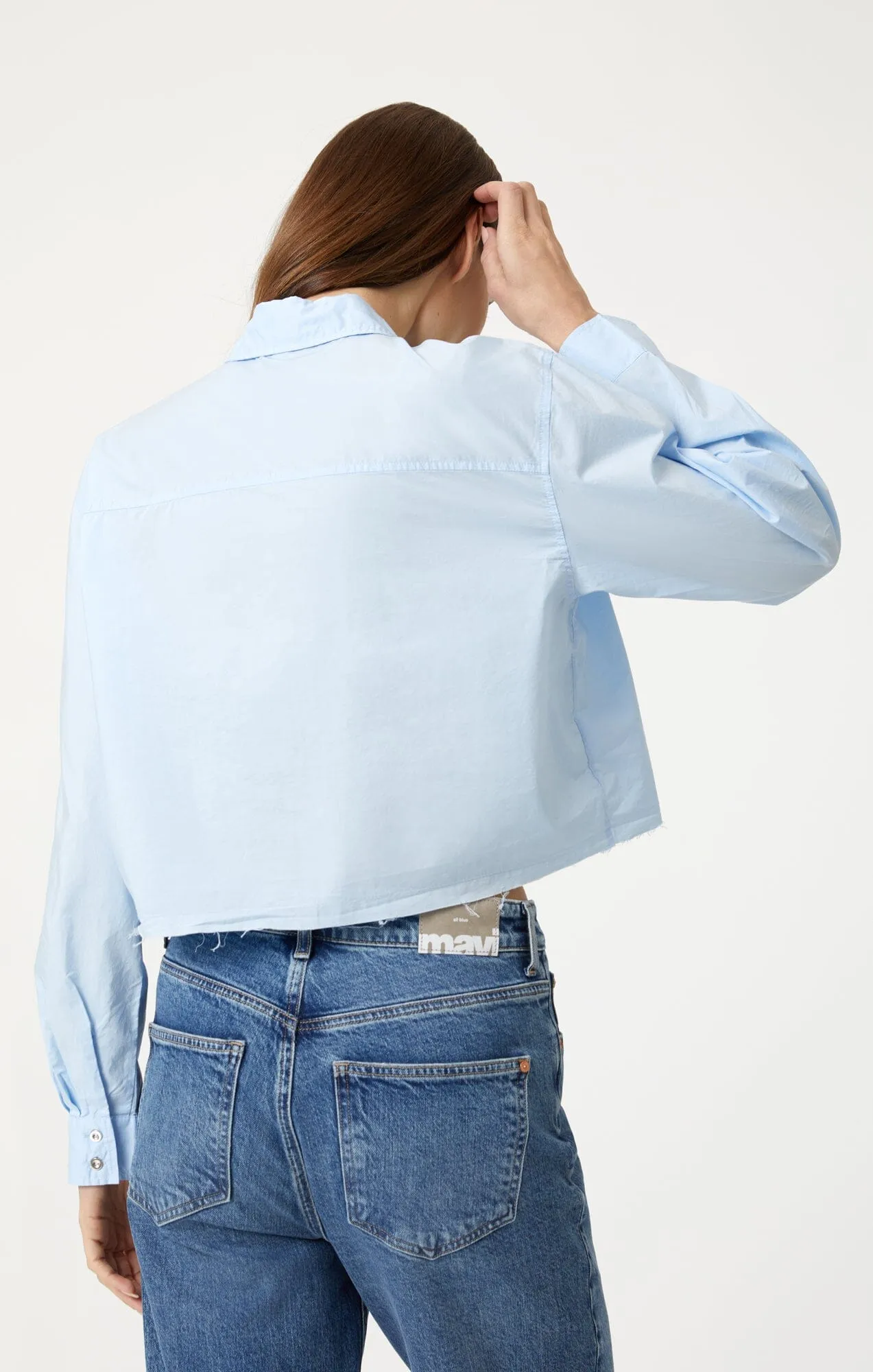 CROPPED BUTTON-UP SHIRT IN KENTUCKY BLUE