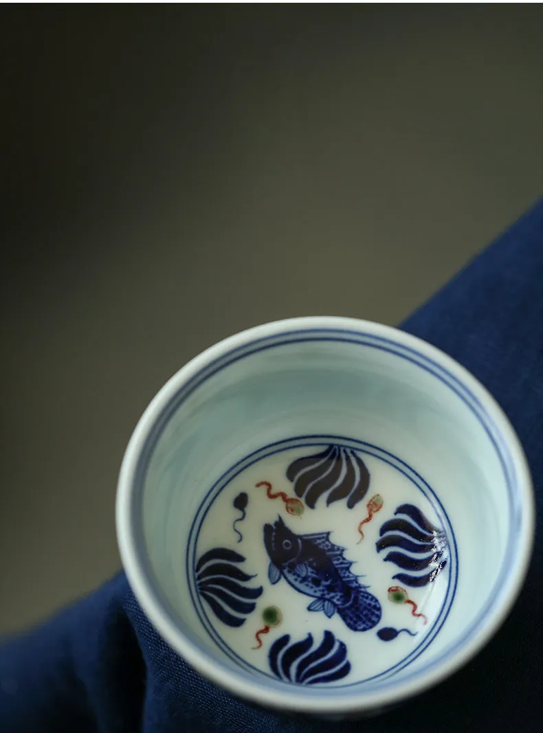 Gohobi Hand-painted Wood-fired Red, Blue and White Fish Yongle Hand-pressed Tea Cup