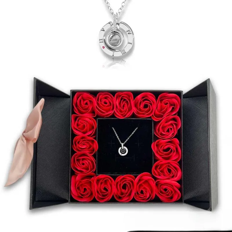 Luxurious Velvet Rose Gift Box With Custom