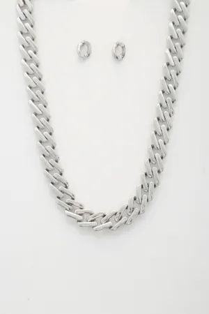 Rectangle Link Metal Necklace